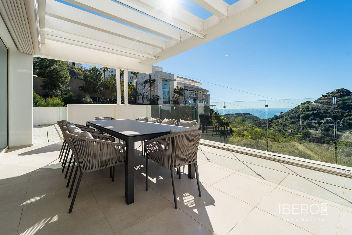 Prodej bytu 4+kk 140 m² — photo 3