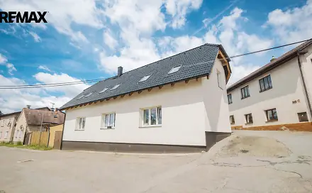 Pronájem bytu 4+kk 99 m², Nademlýnská, Sedlčany, okres Příbram