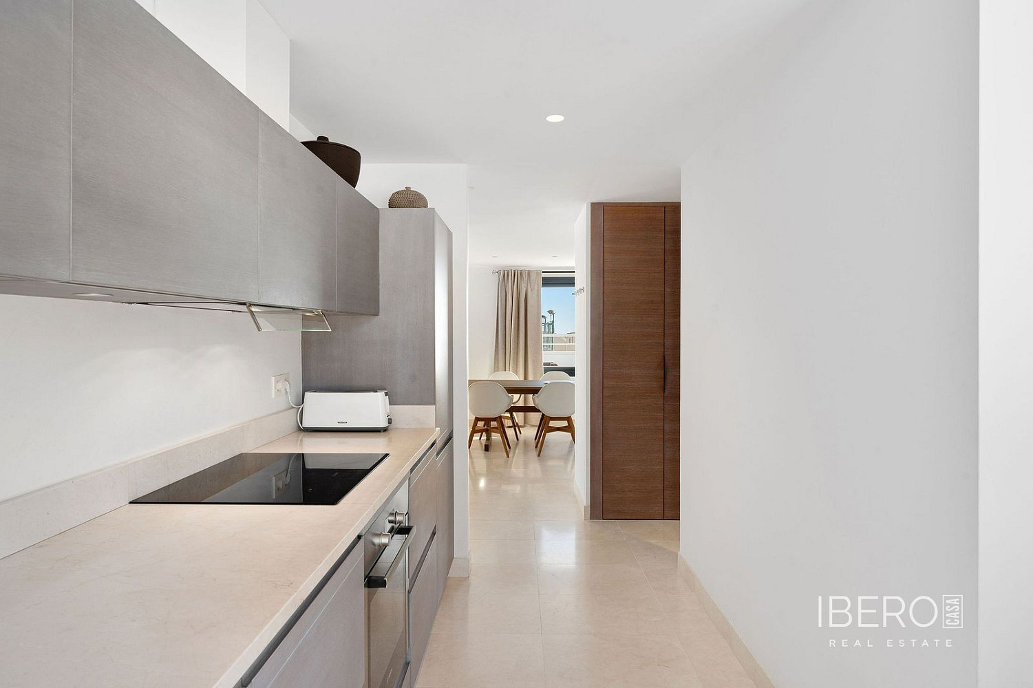 Piso 4+kk – Málaga, La Princesa, Carretera de Cádiz - Más