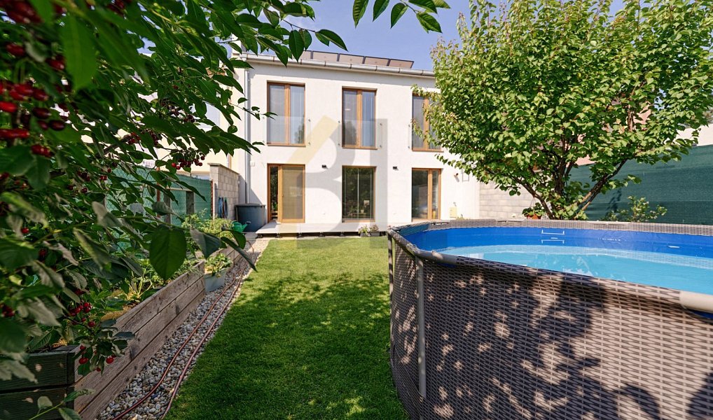 Prodej domu 160 m² s pozemkem 336 m², Hodonín – náhled fotky 20