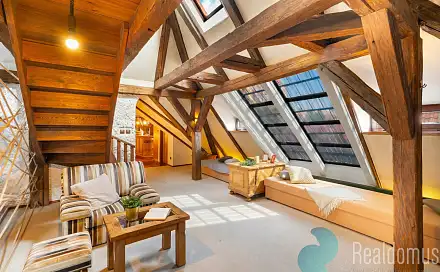 Prodej bytu atypického 270 m², Malostranské náměstí, Praha 1 - Malá Strana