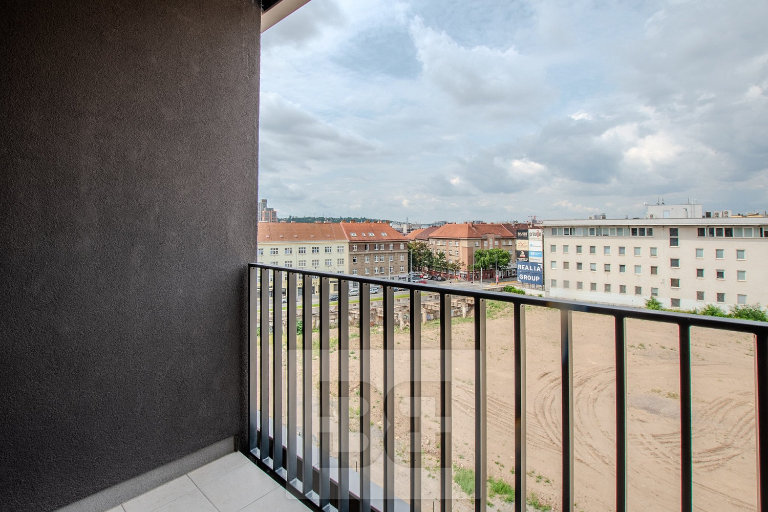 Pronájem bytu 2+kk 56 m² — photo 3