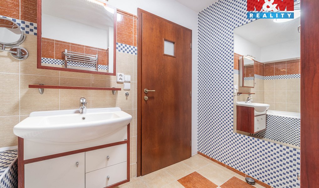 Prodej domu 169 m² s pozemkem 1 039 m², Beroun – náhled fotky 6