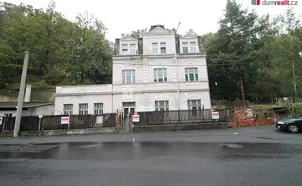 Prodej domu 420 m² s pozemkem 1 111 m², Bohatická, Dalovice, okres Karlovy Vary