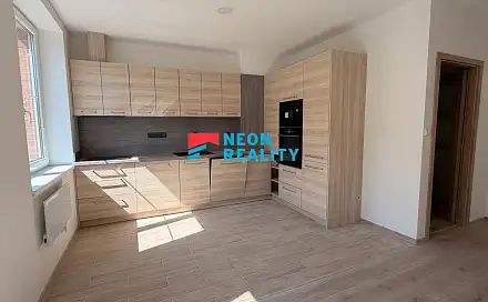 Pronájem bytu 3+kk 78 m², Zborovská, Ostrava - Moravská Ostrava
