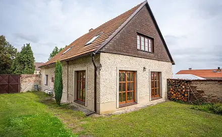 Prodej domu 183 m² s pozemkem 1 121 m², Miličín, okres Benešov