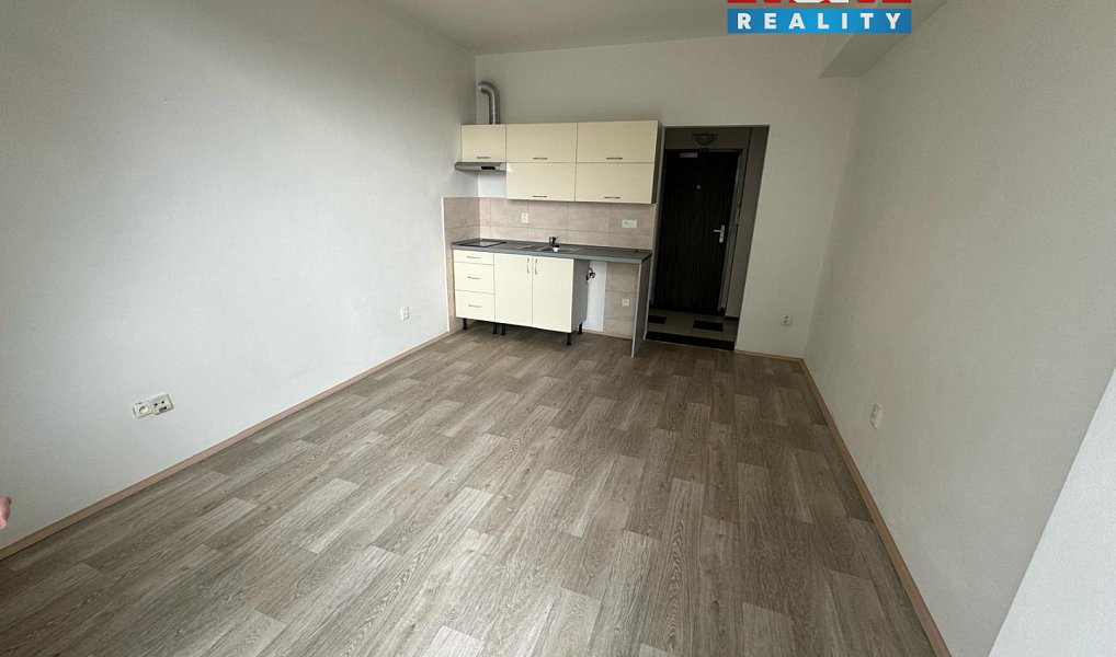 Pronájem bytu 1+kk 26 m², Příbor – fotka 1 z 4