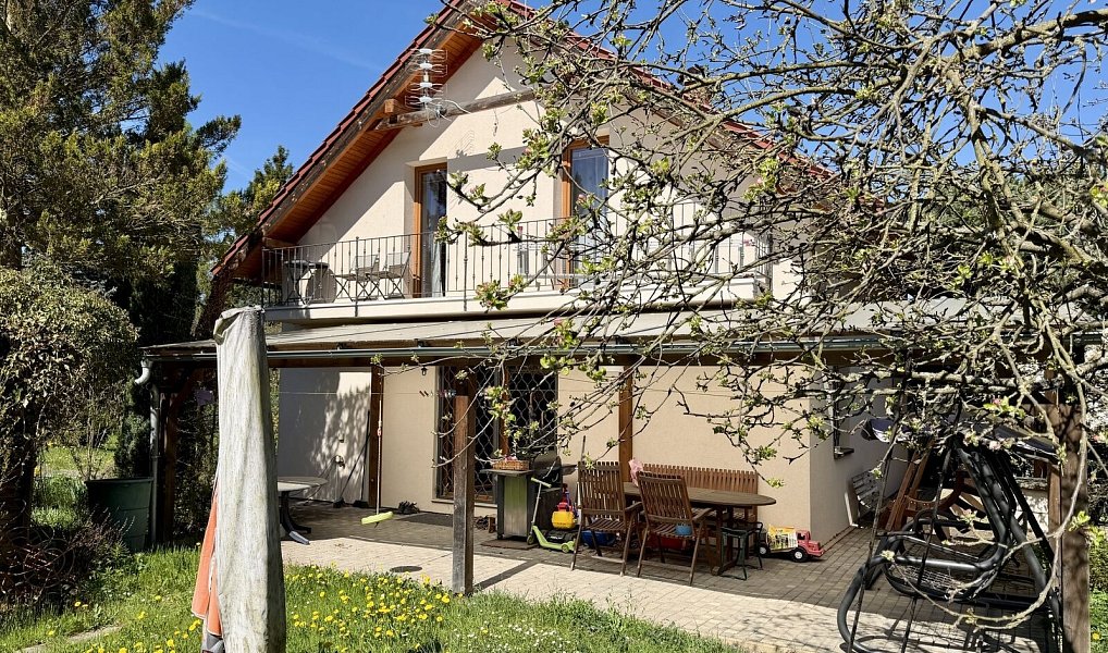 Prodej domu 110 m² s pozemkem 1 085 m², Chyňava – náhled fotky 2