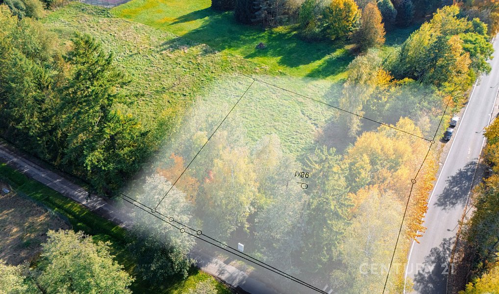 Prodej stavebního pozemku 2 511 m², Jevany – náhled fotky 2