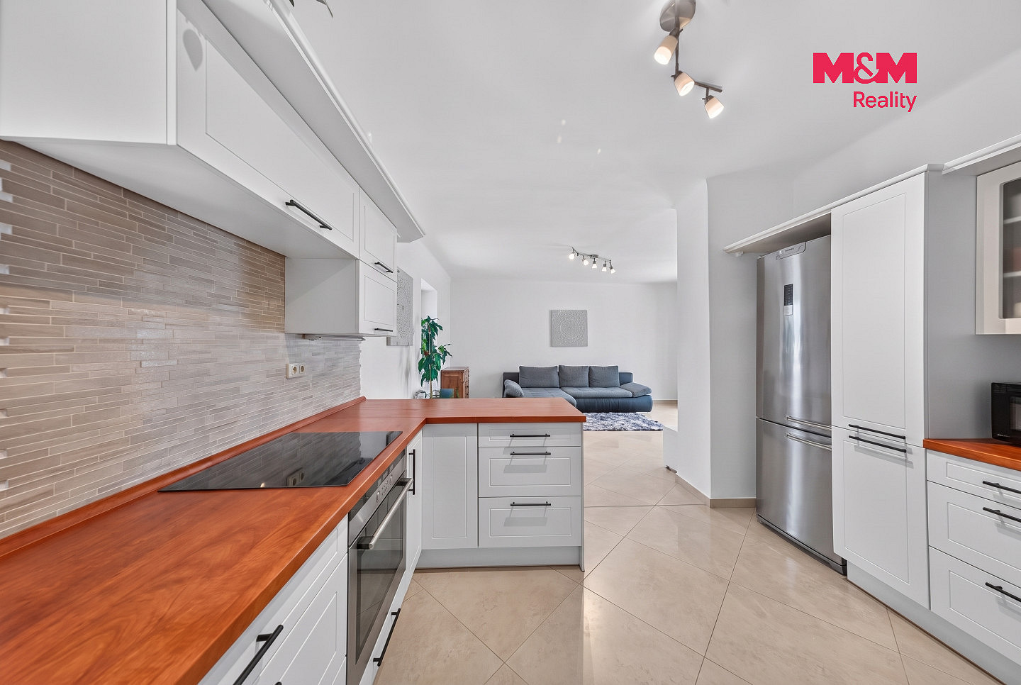 Prodej domu 154 m² s pozemkem 392 m² – fotografie 2