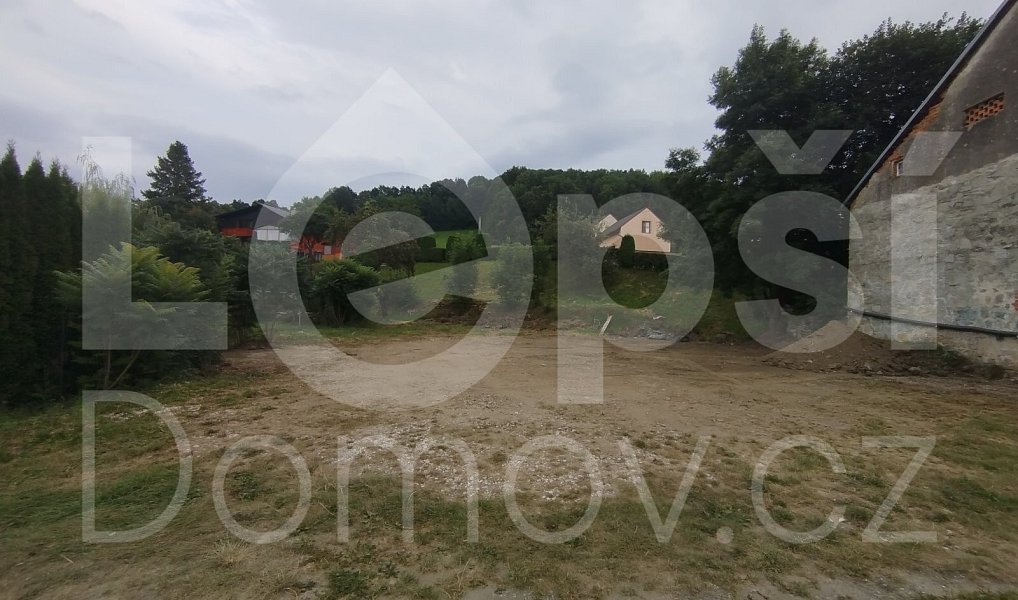 Prodej stavebního pozemku 680 m², Vápenná – náhled fotky 2