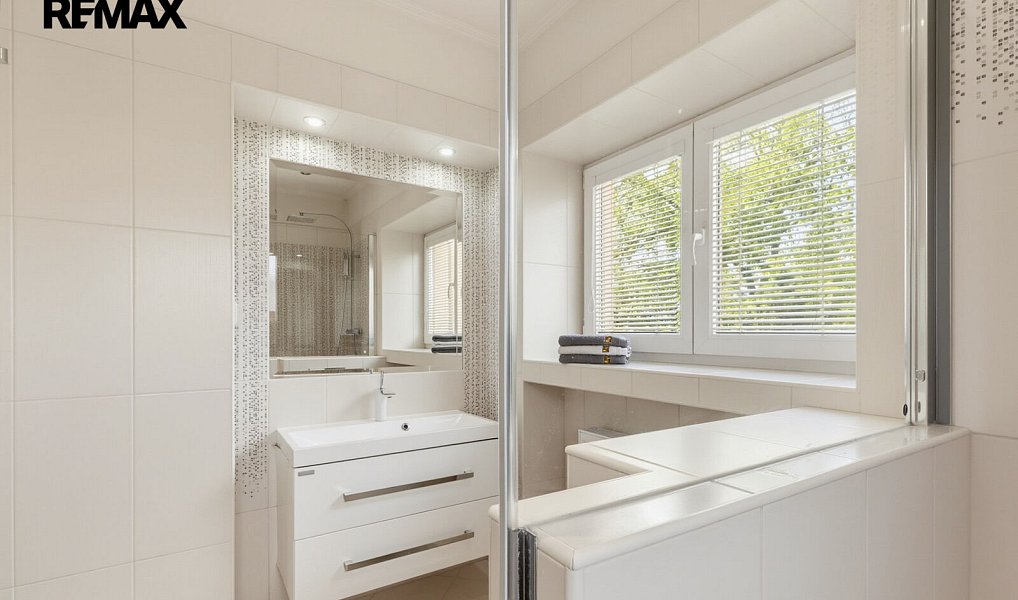 Prodej domu 432 m² s pozemkem 799 m², Karlovy Vary – náhled fotky 9