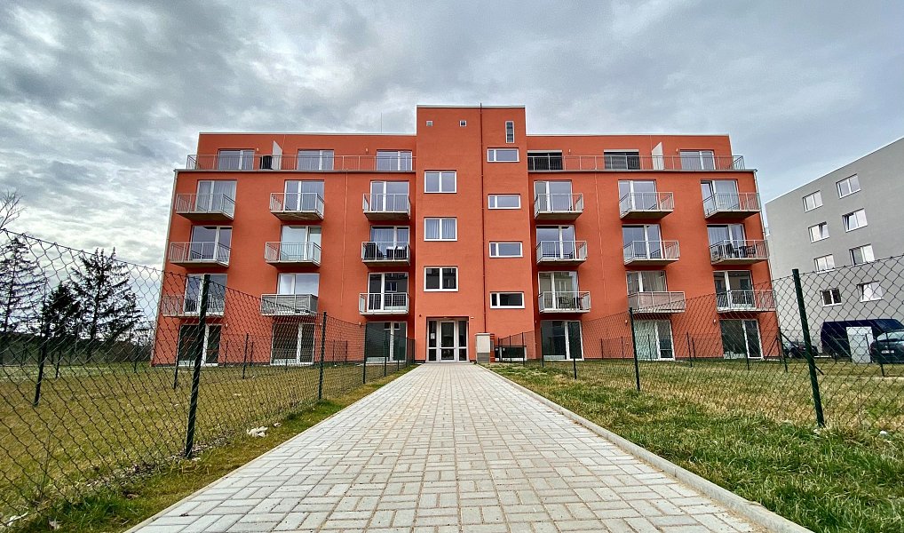 Pronájem bytu 1+kk 32 m², Hostivice – náhled fotky 11