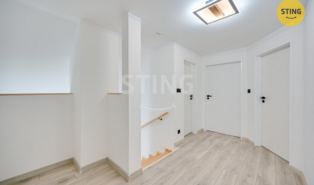 Prodej domu 168 m² s pozemkem 552 m², Šardice – náhled fotky 14