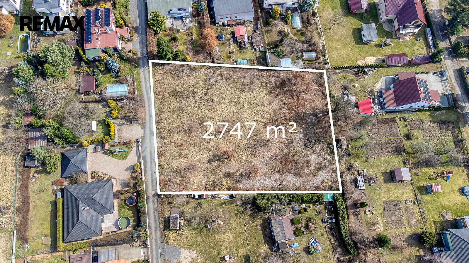 Prodej stavebního pozemku 2 747 m²