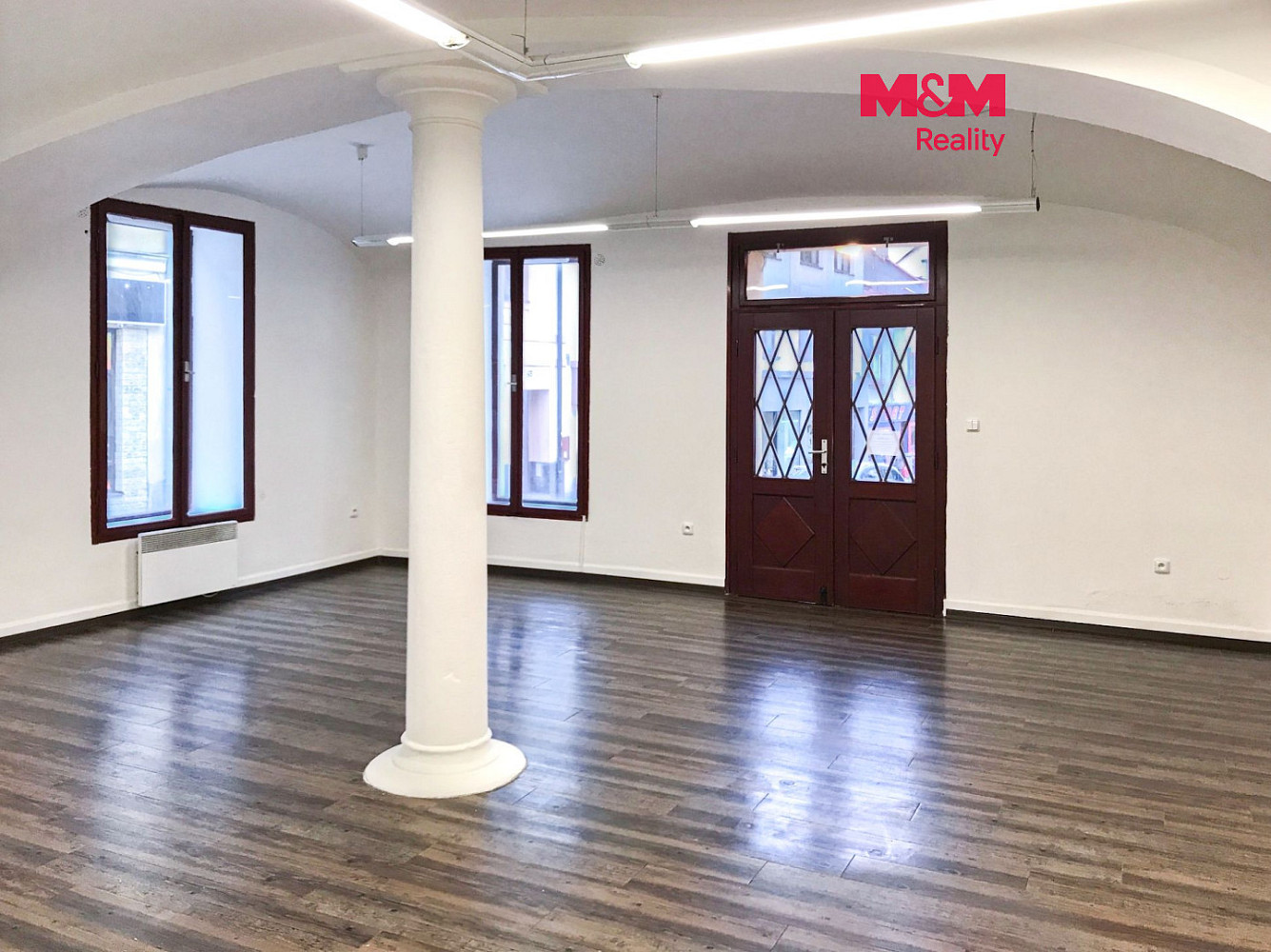 Pronájem obchodních prostor 58 m²