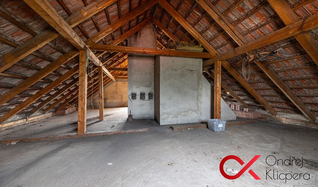 Prodej domu 180 m² s pozemkem 1 584 m², Olešnice – náhled fotky 21