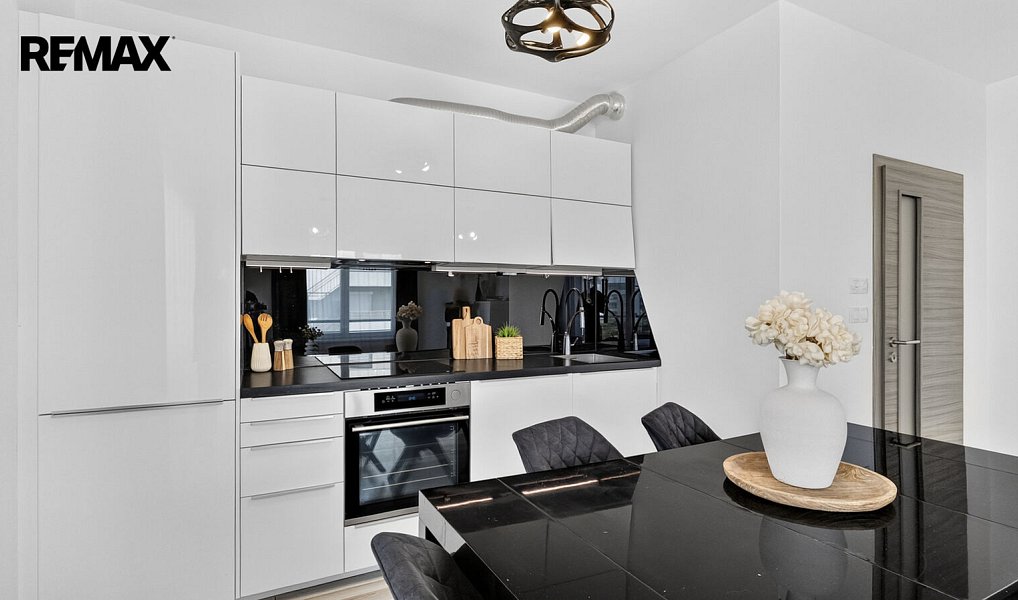 Prodej bytu 3+kk 86 m², Praha – náhled fotky 3