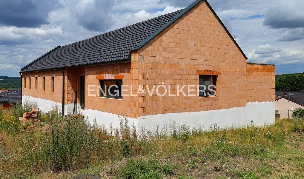 Prodej domu 240 m² s pozemkem 913 m², Holýšov – náhled fotky 10