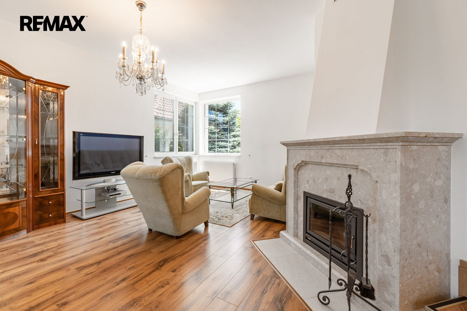 Pronájem domu 280 m² s pozemkem 764 m² – pohled 5