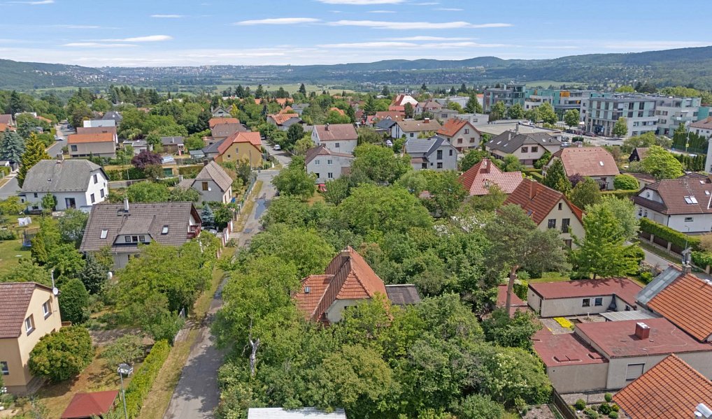 Prodej stavebního pozemku 1 303 m², Černošice – náhled fotky 10