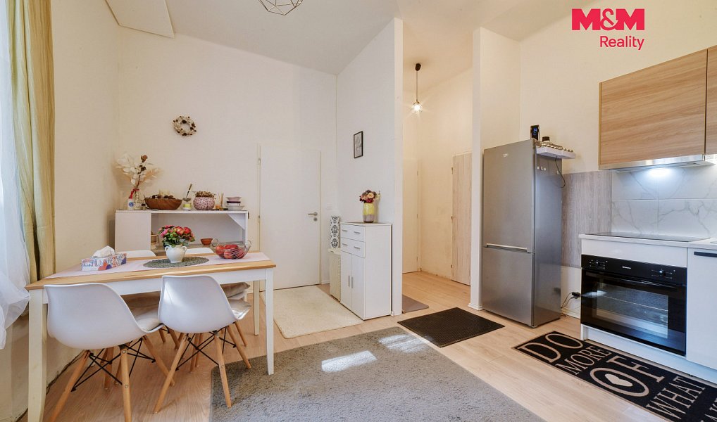 Prodej bytu 3+1 70 m², Mariánské Lázně – náhled fotky 2