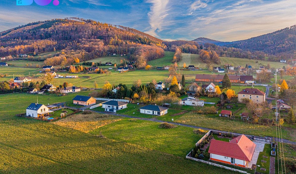 Prodej stavebního pozemku 980 m², Komorní Lhotka – náhled fotky 2