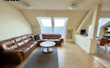 Pronájem bytu 4+kk 94 m²