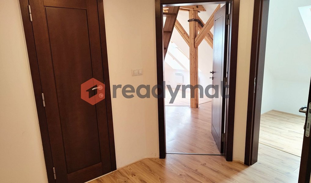 Pronájem bytu 2+kk 76 m², Hodonín – náhled fotky 8
