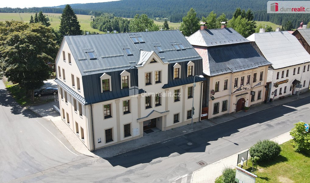 Prodej bytu 2+kk 69 m², Horní Blatná – náhled fotky 27