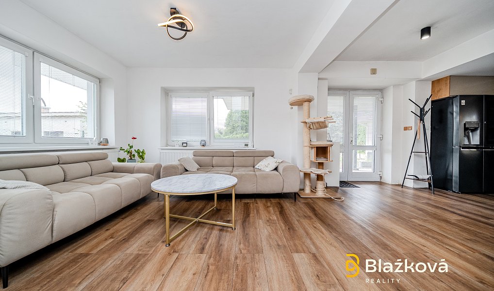 Prodej domu 275 m² s pozemkem 799 m², Frýdek-Místek – náhled fotky 2