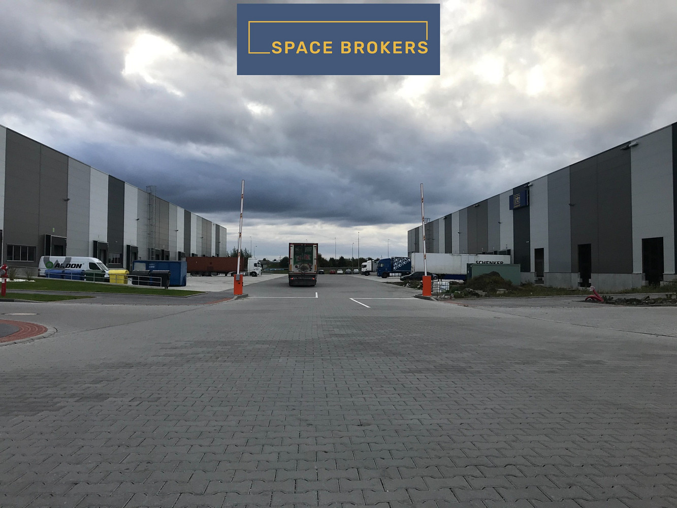 Pronájem skladovacích prostor 6 912 m² – fotografie 2