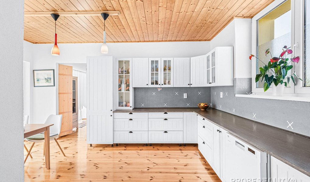 Prodej domu 96 m² s pozemkem 714 m², Zálezlice – náhled fotky 8