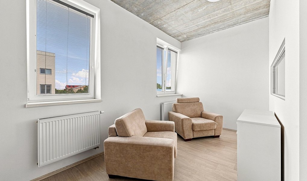 Pronájem kanceláře 32 m², Praha – náhled fotky 3