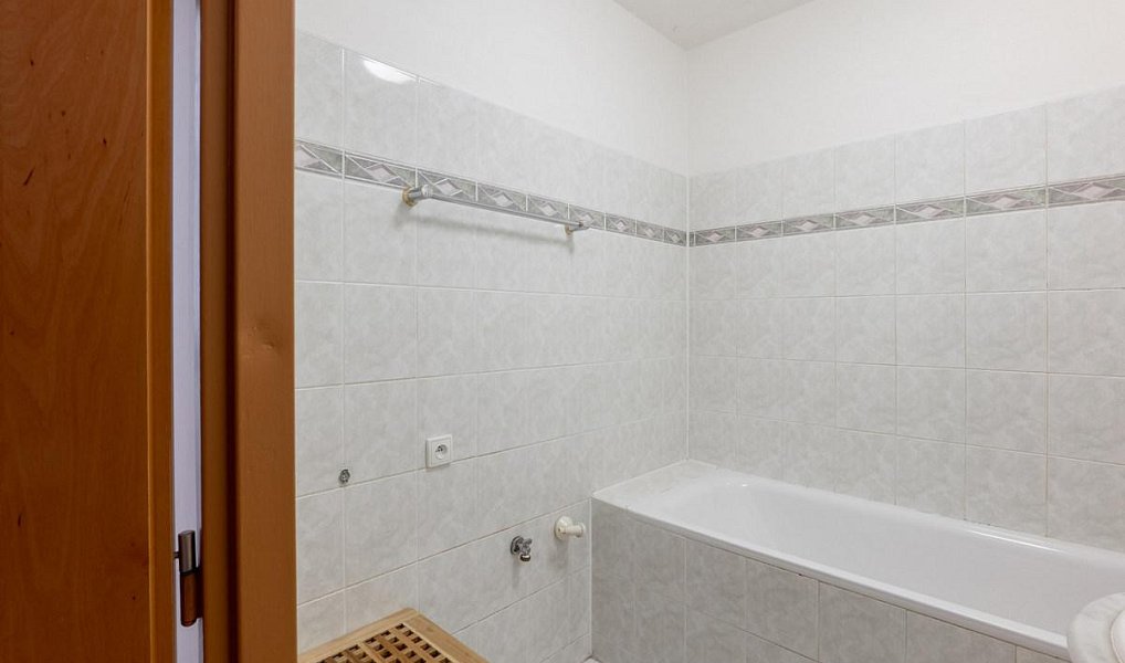 Prodej bytu 4+kk 103 m², Praha – náhled fotky 16