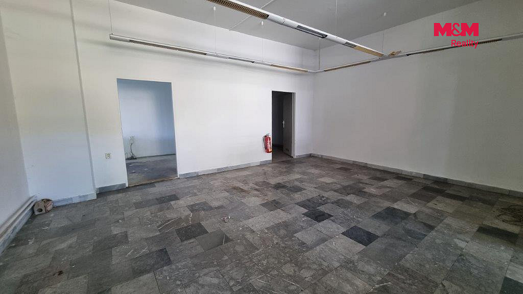 Pronájem obchodních prostor 156 m² – fotografie 4