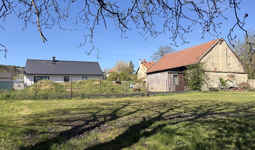 Prodej domu 115 m² s pozemkem 1 556 m², Jeviněves – náhled fotky 14