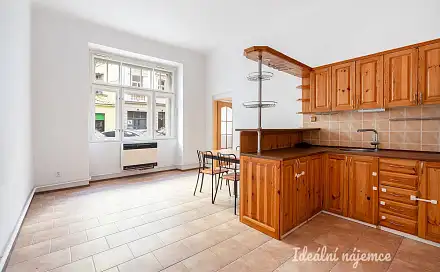 Pronájem bytu 1+1 49 m², Bořivojova, Praha 3 - Žižkov
