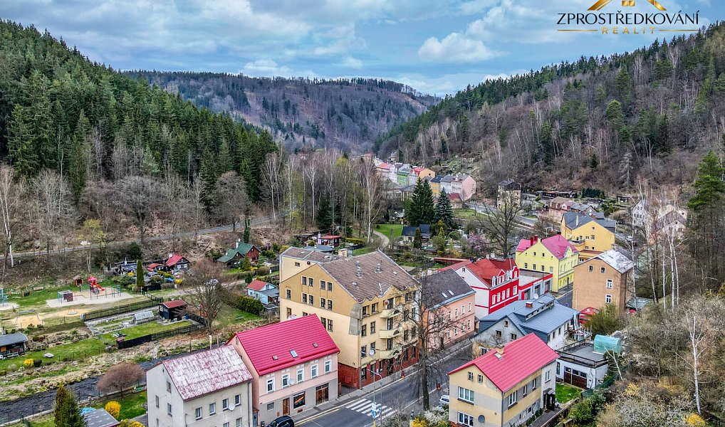 Prodej ubytovacího objektu 1 960 m², Březová – náhled fotky 11