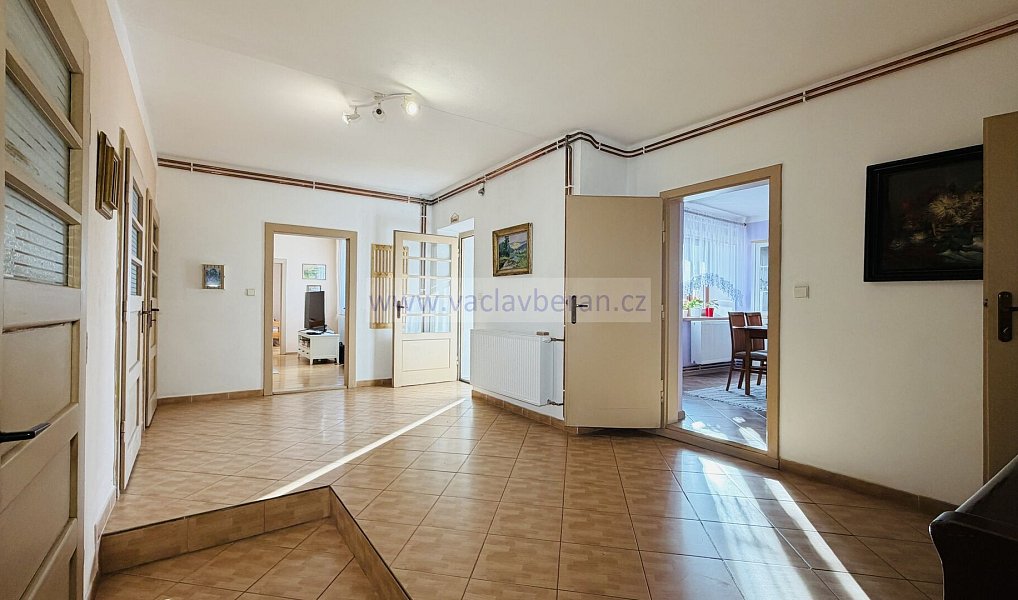 Prodej domu 378 m² s pozemkem 1 656 m², Litomyšl – náhled fotky 6
