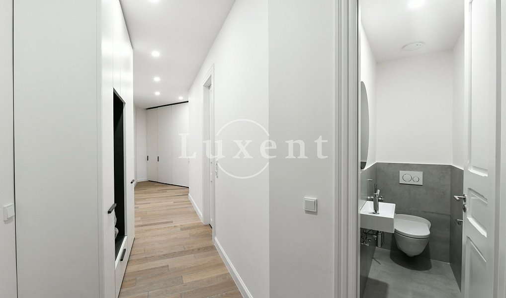 Pronájem bytu 4+kk 118 m², Praha – náhled fotky 15