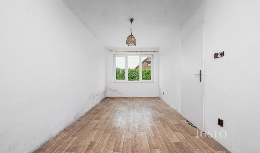 Prodej domu 230 m² s pozemkem 906 m², Frýdlant – náhled fotky 8