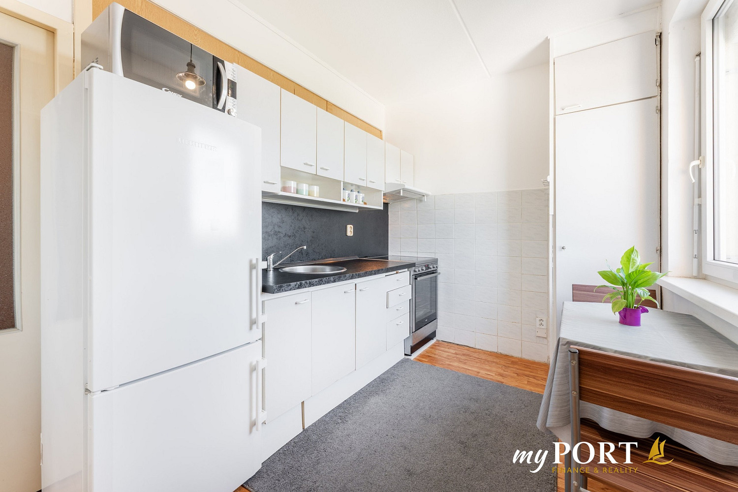 Prodej bytu 3+1 71 m² — photo 3
