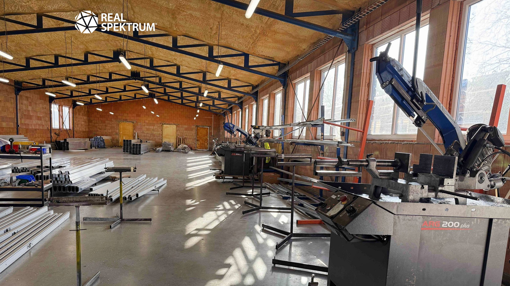 Pronájem skladovacích prostor 1 200 m² – fotografie 5