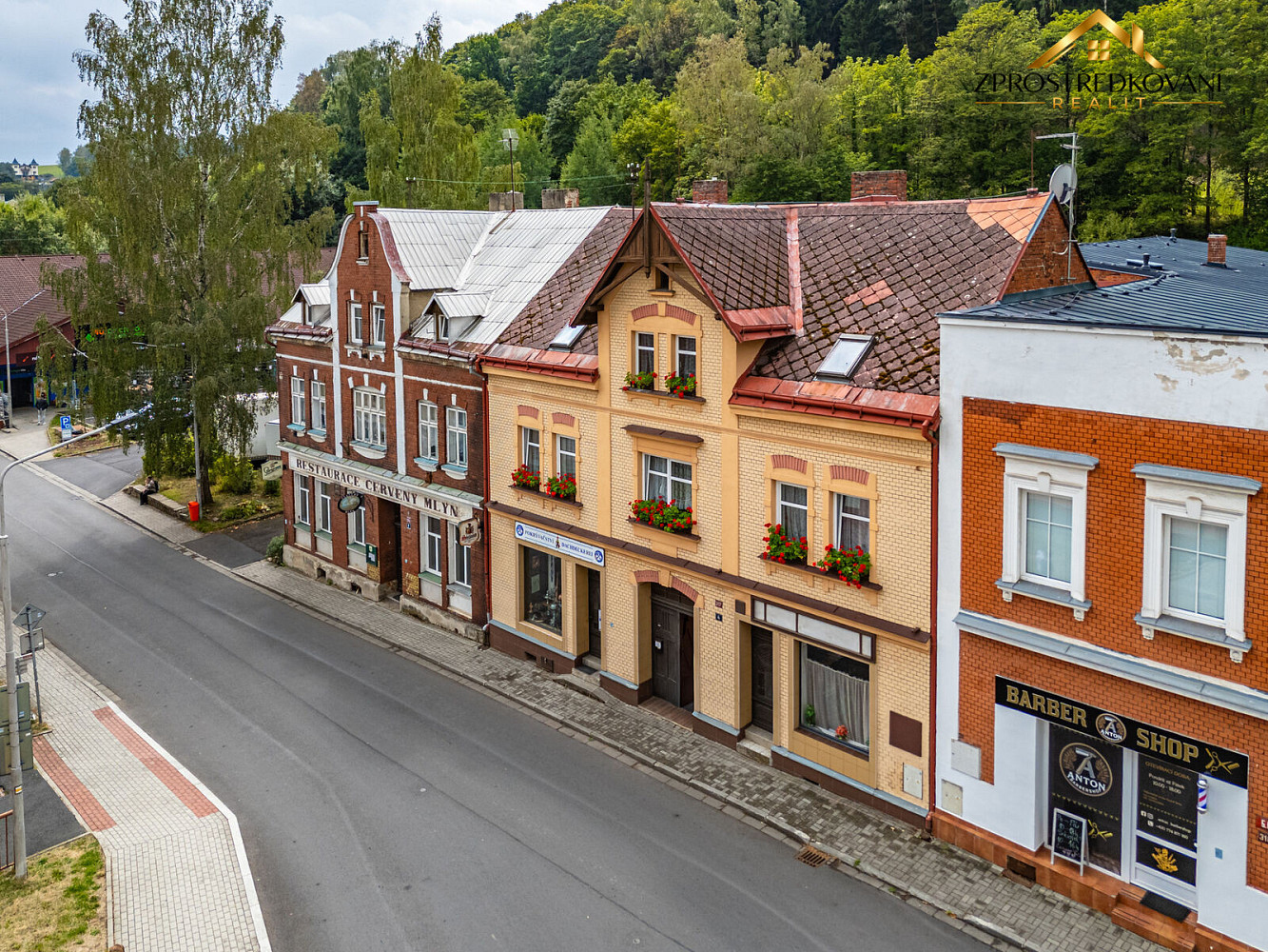 Prodej domu 380 m² s pozemkem 615 m²