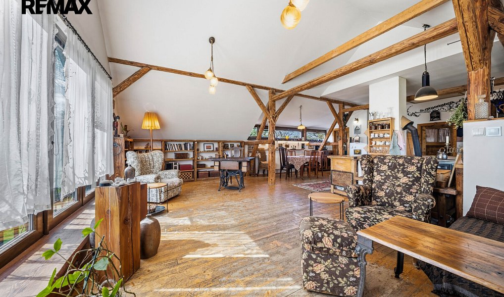 Prodej domu 267 m² s pozemkem 1 885 m², Proseč – náhled fotky 11