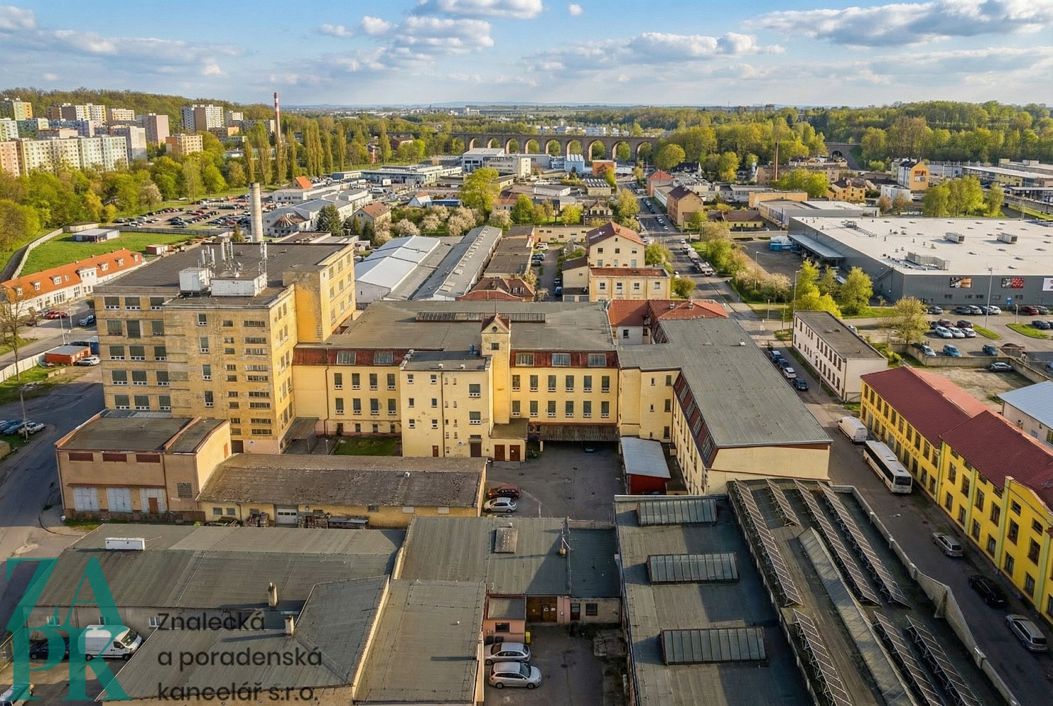 Pronájem skladovacích prostor 869 m² – fotografie 2