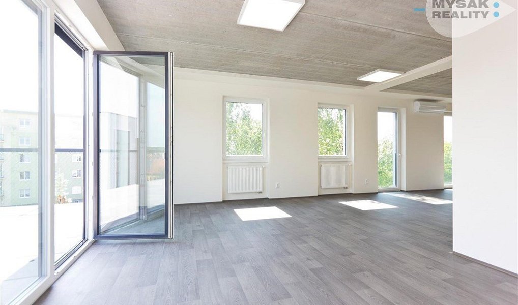 Prodej bytu 4+kk 148 m², Kladno – náhled fotky 2