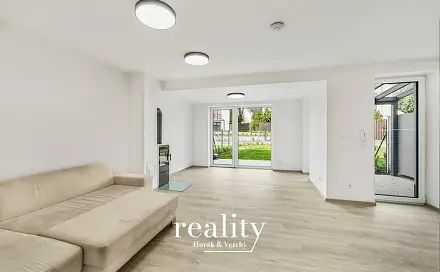 Pronájem bytu 2+kk 58 m², Na Nivách, Jihlava