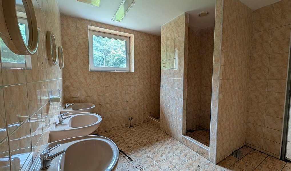 Prodej výrobních prostor 12 000 m², Liberec – náhled fotky 22
